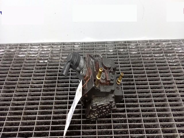 bontott RENAULT LAGUNA III Nagynyomású Szivattyú