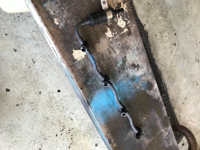 bontott RENAULT LAGUNA III Résolajcső