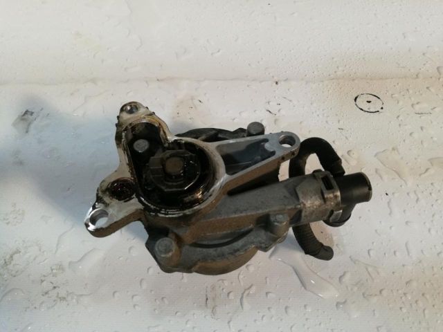 bontott RENAULT LAGUNA III Vákumpumpa