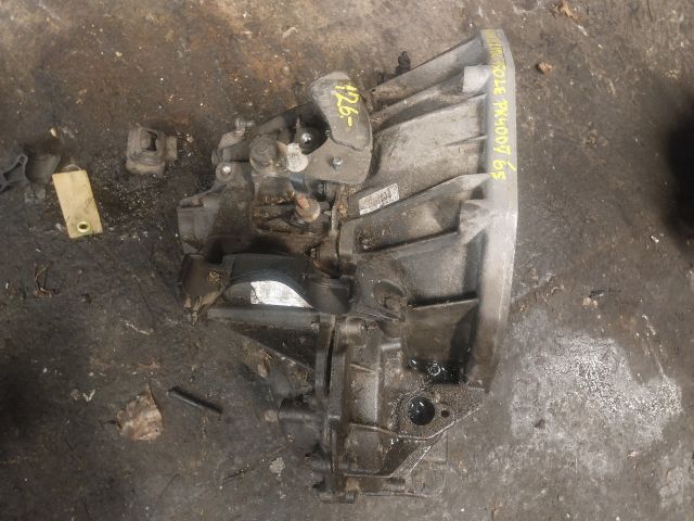 bontott RENAULT LAGUNA III Váltó (Mechanikus)