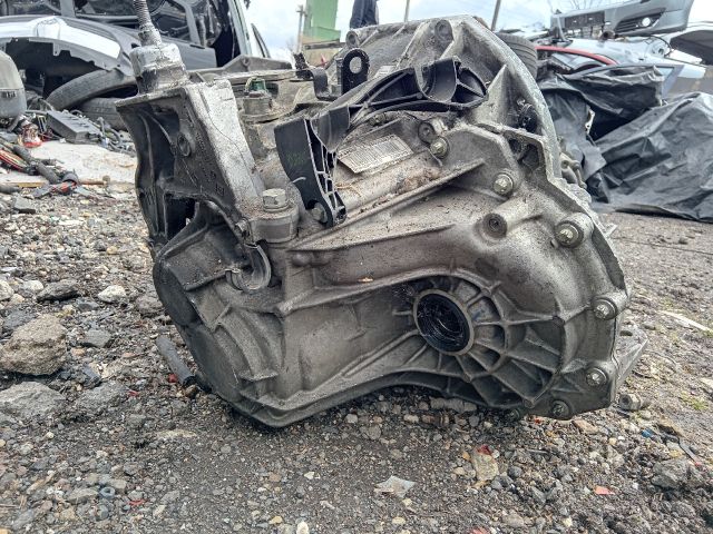 bontott RENAULT LAGUNA III Váltó (Mechanikus)