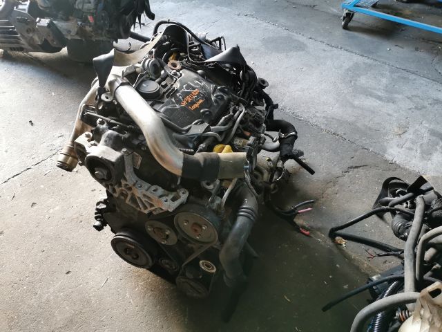 bontott RENAULT LAGUNA III Motor (Fűzött blokk hengerfejjel)