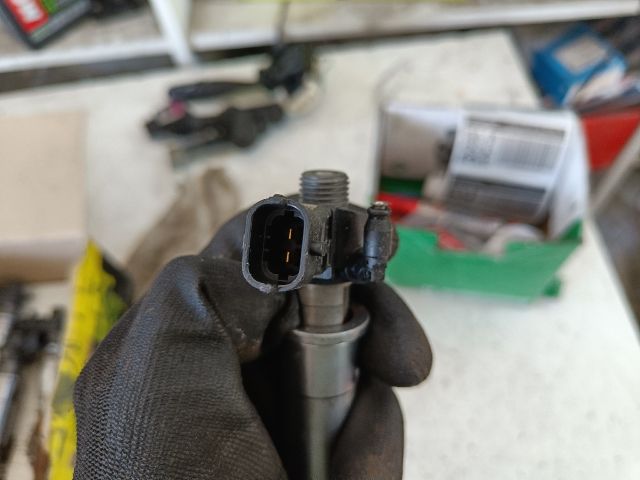 bontott RENAULT LAGUNA III Porlasztó (1 db)