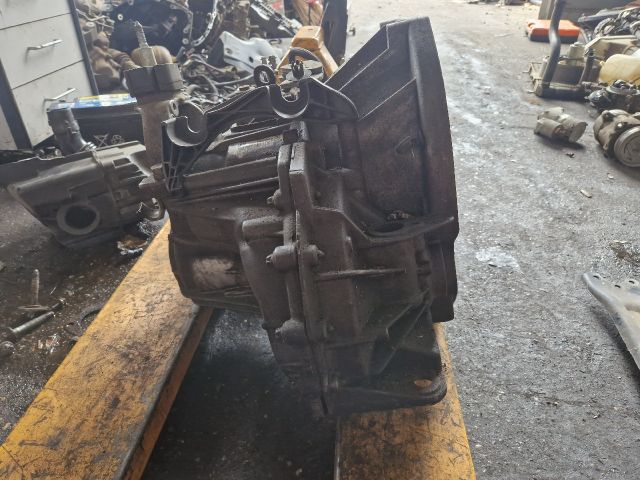 bontott RENAULT LAGUNA III Váltó (Mechanikus)