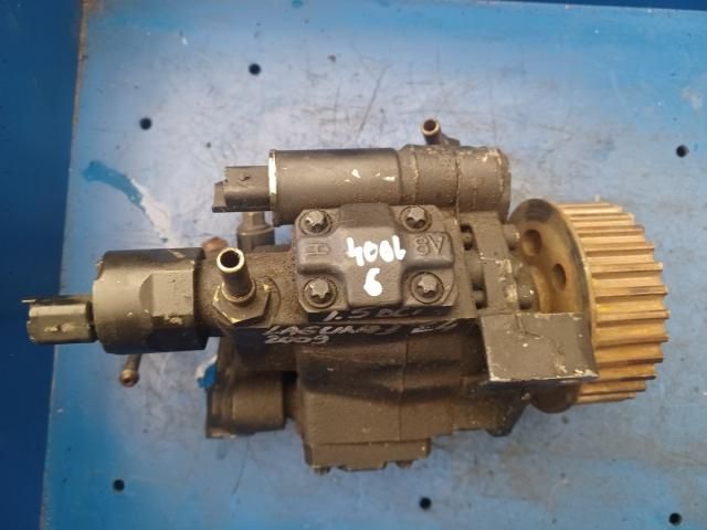 bontott RENAULT LAGUNA III Nagynyomású Szivattyú