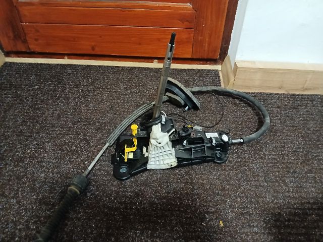 bontott RENAULT LAGUNA III Automata Váltókar