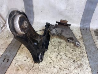 bontott RENAULT LAGUNA III Bal első Kerékagy