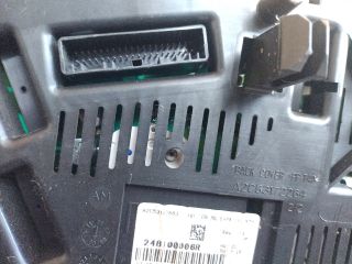 bontott RENAULT LAGUNA III Kilométeróra