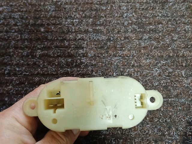 bontott RENAULT LAGUNA III Klíma Relé