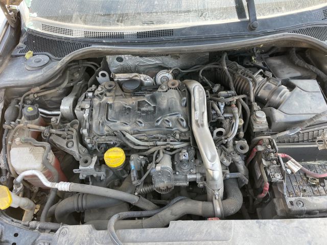 bontott RENAULT LAGUNA III Motor (Fűzött blokk hengerfejjel)