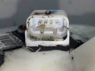 bontott RENAULT LAGUNA III Üzemanyagszint Jeladó