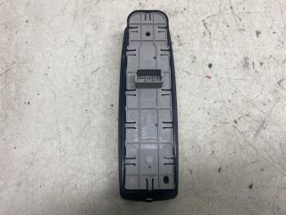 bontott RENAULT LAGUNA III Ablakemelő Kapcsoló Négyes / Kettes