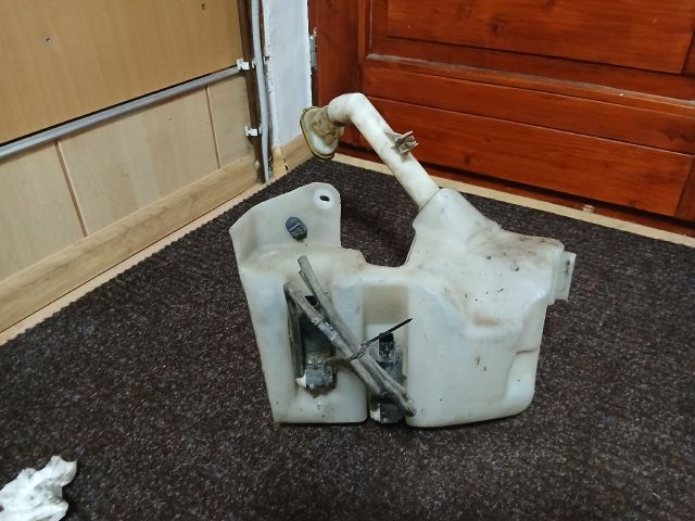 bontott RENAULT LAGUNA III Ablakmosó Tartály