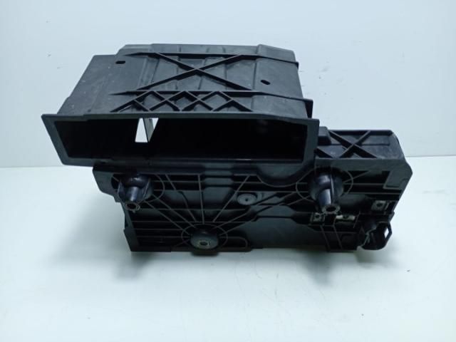 bontott RENAULT LAGUNA III Akkumulátor Tartó