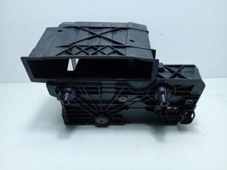 bontott RENAULT LAGUNA III Akkumulátor Tartó