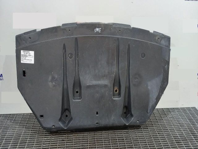 bontott RENAULT LAGUNA III Alsó Motorburkolat