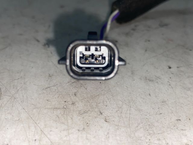 bontott RENAULT LAGUNA III Antenna Erősítő