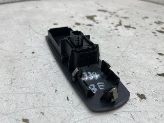 bontott RENAULT LAGUNA III Bal első Ablakemelő Kapcsoló