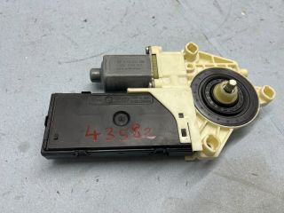 bontott RENAULT LAGUNA III Bal első Ablakemelő Motor