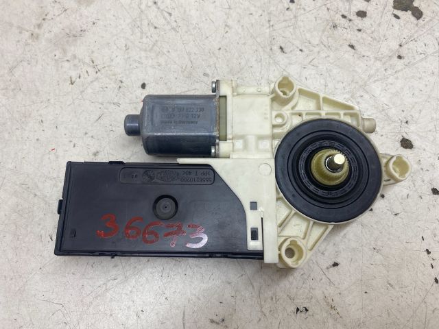 bontott RENAULT LAGUNA III Bal első Ablakemelő Motor