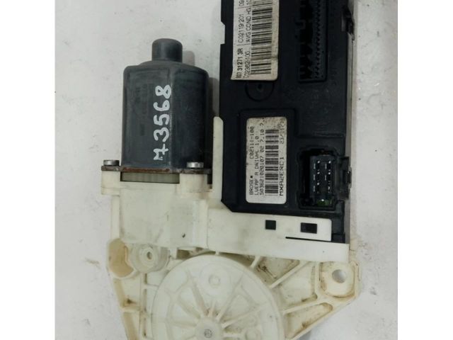 bontott RENAULT LAGUNA III Bal első Ablakemelő Motor