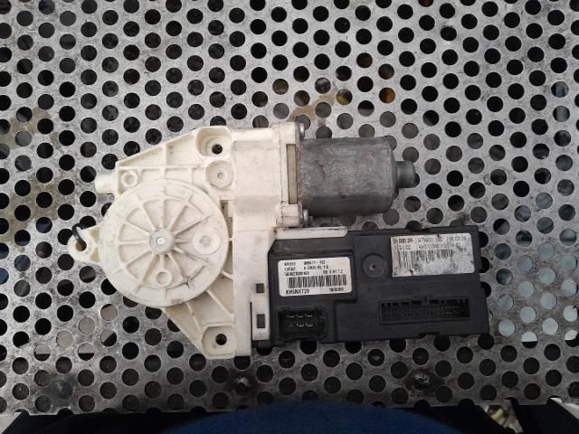 bontott RENAULT LAGUNA III Bal első Ablakemelő Motor