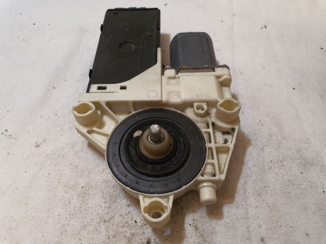 bontott RENAULT LAGUNA III Bal első Ablakemelő Motor