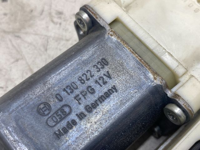 bontott RENAULT LAGUNA III Bal első Ablakemelő Motor