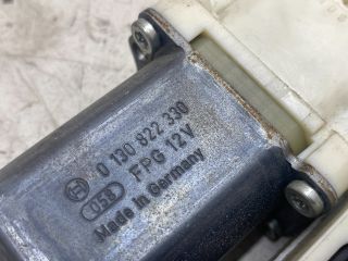 bontott RENAULT LAGUNA III Bal első Ablakemelő Motor