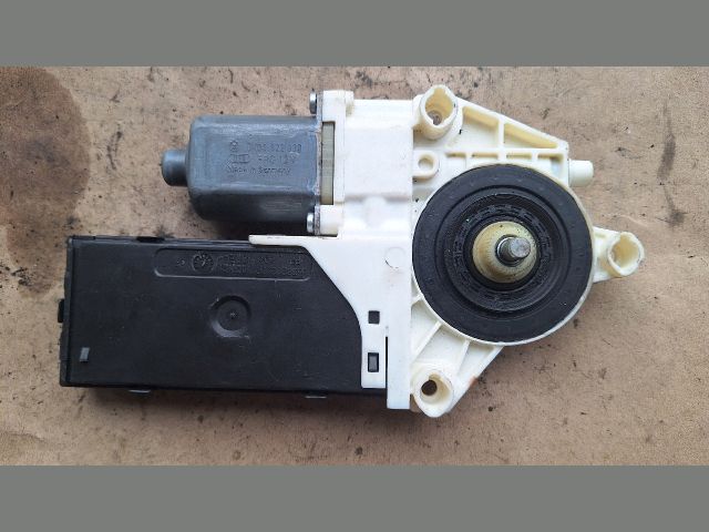 bontott RENAULT LAGUNA III Bal első Ablakemelő Motor