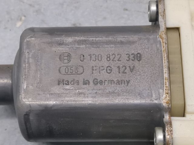 bontott RENAULT LAGUNA III Bal első Ablakemelő Motor