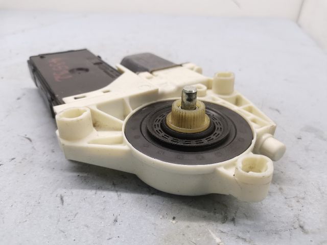 bontott RENAULT LAGUNA III Bal első Ablakemelő Motor