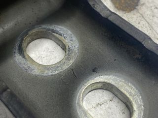 bontott RENAULT LAGUNA III Bal első Alsó Zsanér