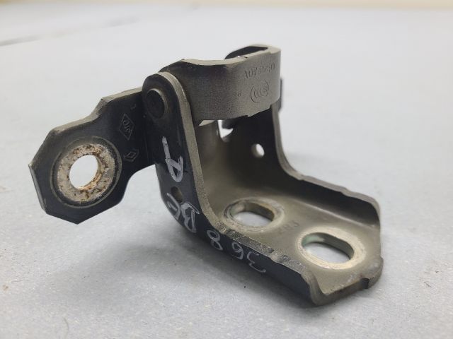 bontott RENAULT LAGUNA III Bal első Alsó Zsanér