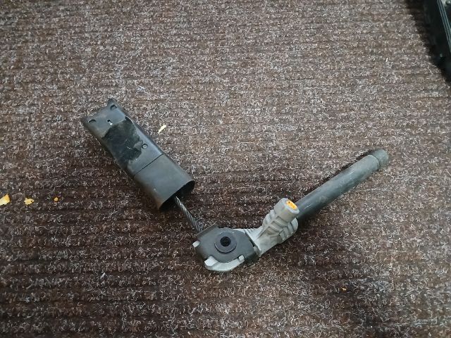 bontott RENAULT LAGUNA III Bal első Biztonsági Öv Csat