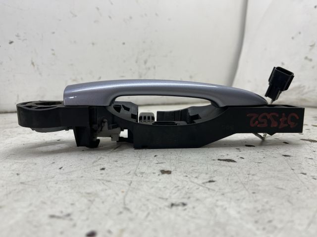 bontott RENAULT LAGUNA III Bal első Külső Kilincs