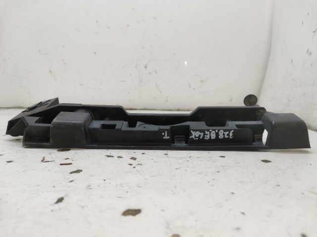 bontott RENAULT LAGUNA III Bal első Oldal Lökhárító Tartó (Műanyag)