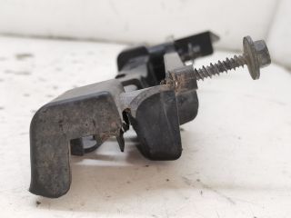 bontott RENAULT LAGUNA III Bal első Oldal Lökhárító Tartó (Műanyag)