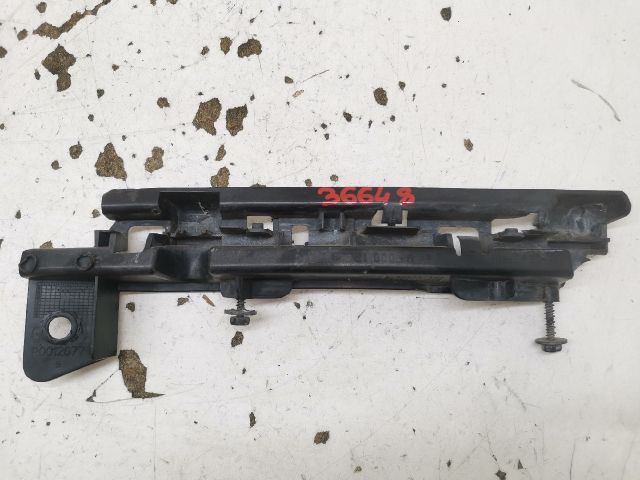 bontott RENAULT LAGUNA III Bal első Oldal Lökhárító Tartó (Műanyag)