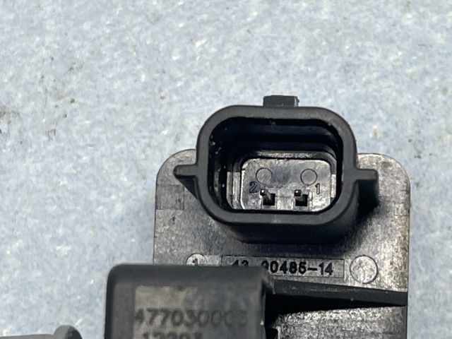 bontott RENAULT LAGUNA III Bal első Oldal Ütközés Érzékelő