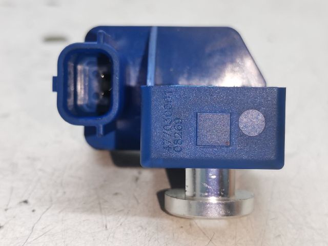 bontott RENAULT LAGUNA III Bal első Oldal Ütközés Érzékelő