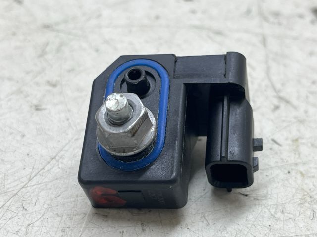 bontott RENAULT LAGUNA III Bal első Oldal Ütközés Érzékelő