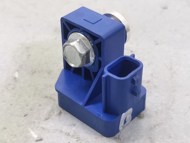 bontott RENAULT LAGUNA III Bal első Oldal Ütközés Érzékelő