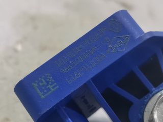 bontott RENAULT LAGUNA III Bal első Oldal Ütközés Érzékelő