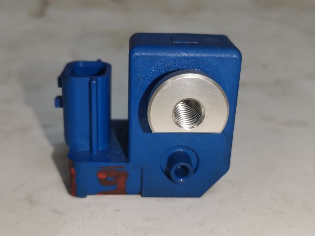 bontott RENAULT LAGUNA III Bal első Oldal Ütközés Érzékelő