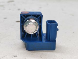 bontott RENAULT LAGUNA III Bal első Oldal Ütközés Érzékelő