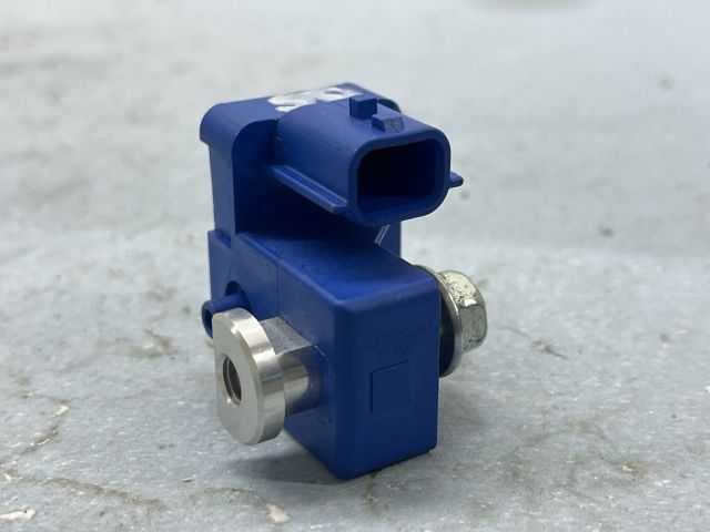 bontott RENAULT LAGUNA III Bal első Oldal Ütközés Érzékelő