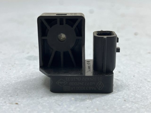 bontott RENAULT LAGUNA III Bal első Oldal Ütközés Érzékelő