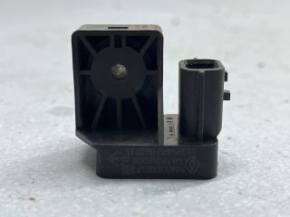 bontott RENAULT LAGUNA III Bal első Oldal Ütközés Érzékelő