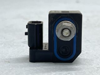 bontott RENAULT LAGUNA III Bal első Oldal Ütközés Érzékelő